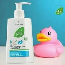 Emulsja myjąca i szampon dla dziecka LR Aloe Vera
